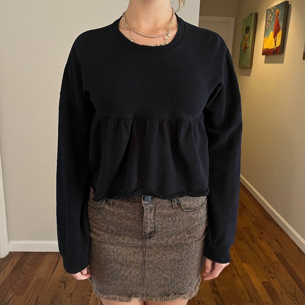 Zara Women's Black Cropped Peplum Sweatshirt Edgy Feminine Downtown Cool Chic S
